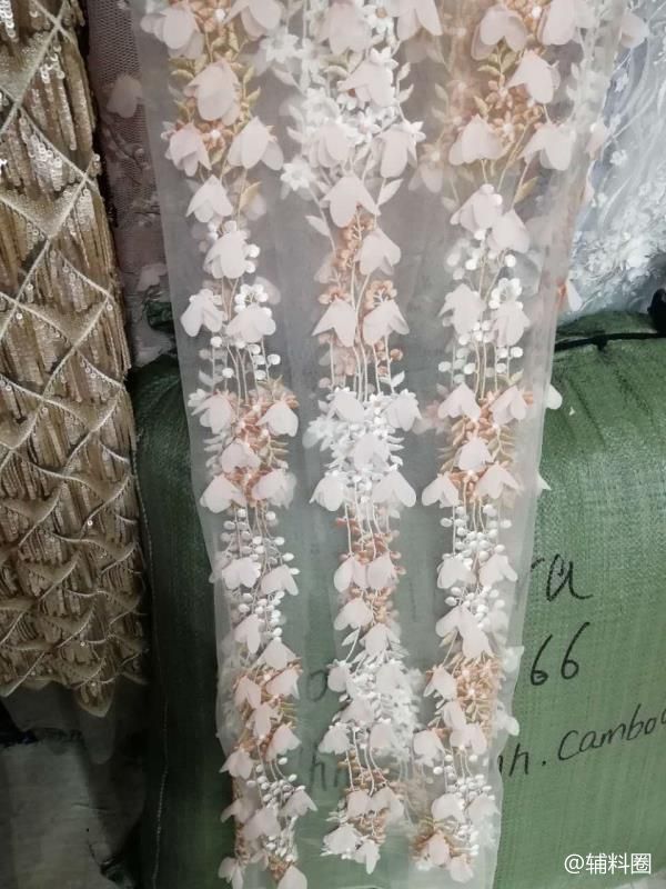 汕头花边厂家可生产珠子绣 珠片绣 绳子绣 珠链绣 水溶浮花 网布热 辅料圈