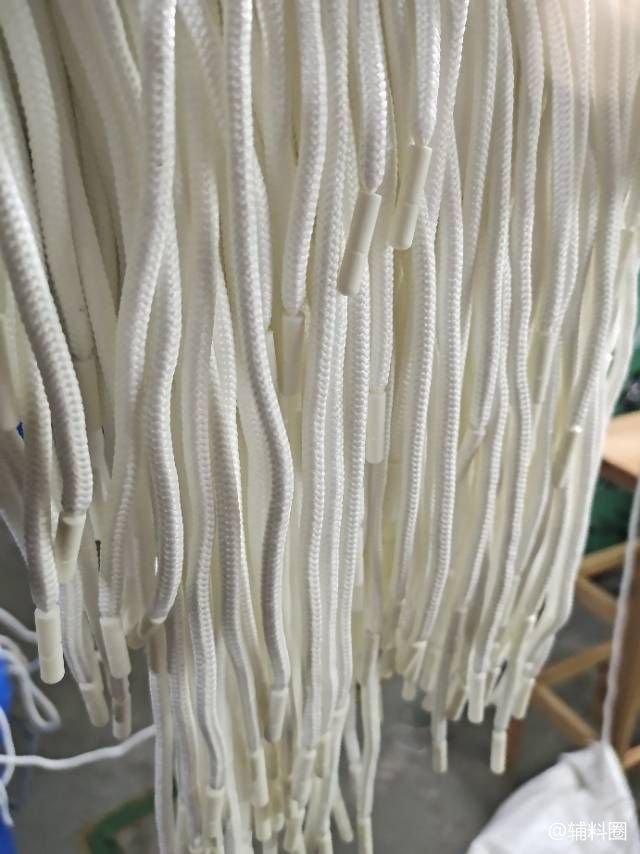 专业生产腰绳帽绳直接注塑胶头